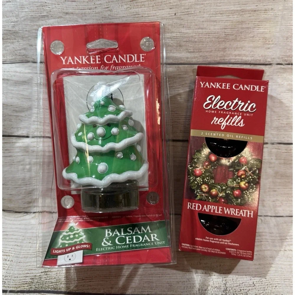 Yankee Candle Electric Plug In Unit Christmas Tree 3 Refills Apple (2) NEW Tub8
